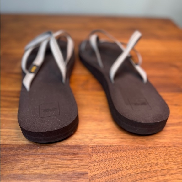 Teva Olowahu Flip Flop Sandal Quick Dry Vegan Size 11 - Picture 3 of 8